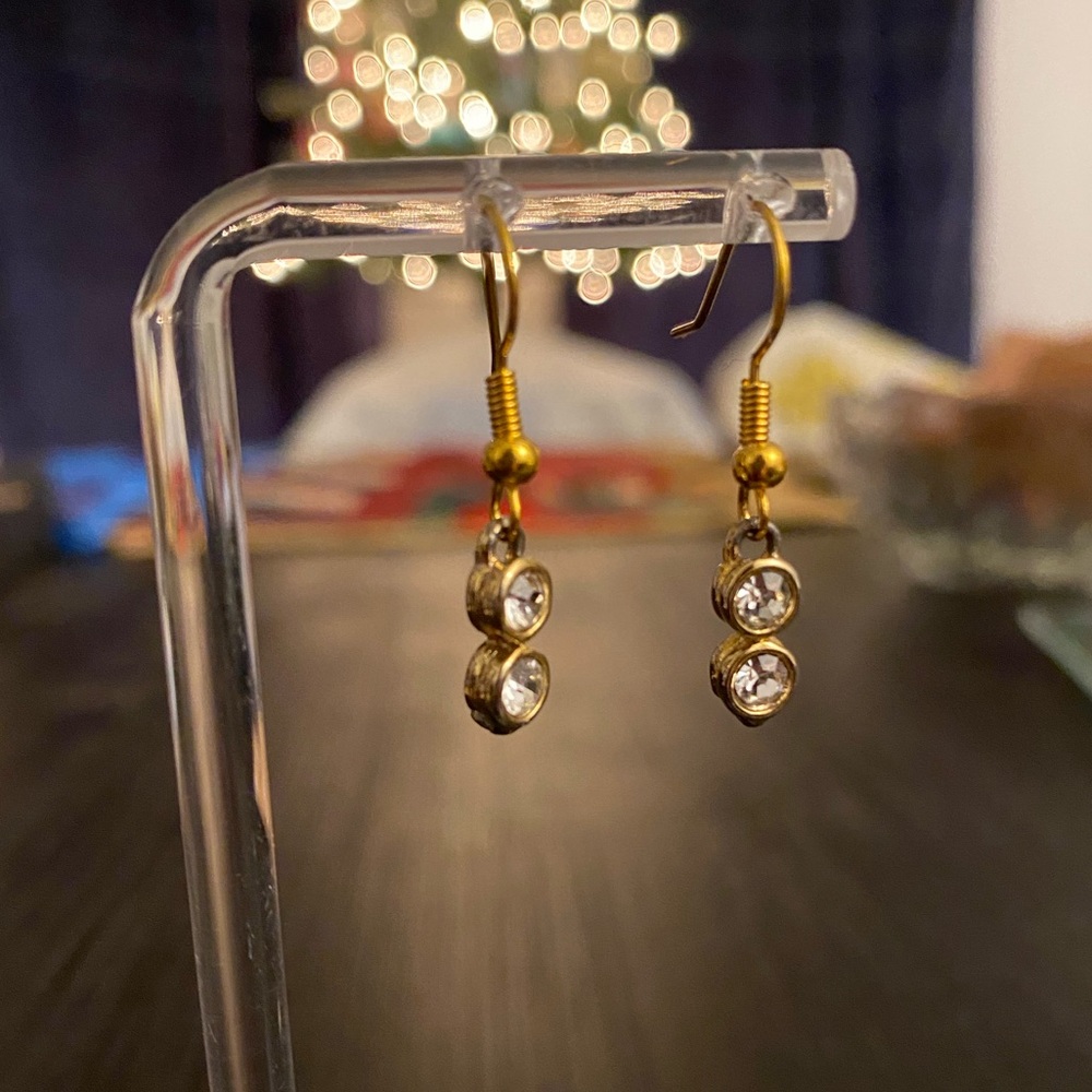 ⛱️ Upcycled Vintage Rhinestone Earrings